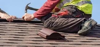 Emergency roof repair in Oakland Park